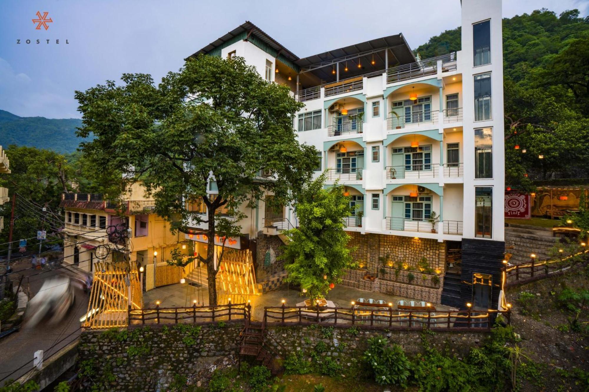 Zostel Rishikesh, Laxman Jhula Hostel Exterior photo